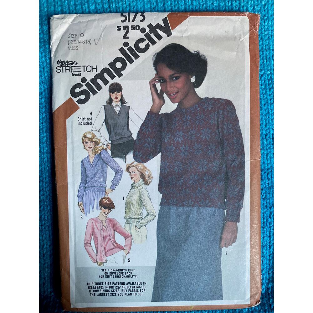 Simplicity sewing pattern  5173  top long sleeve vest